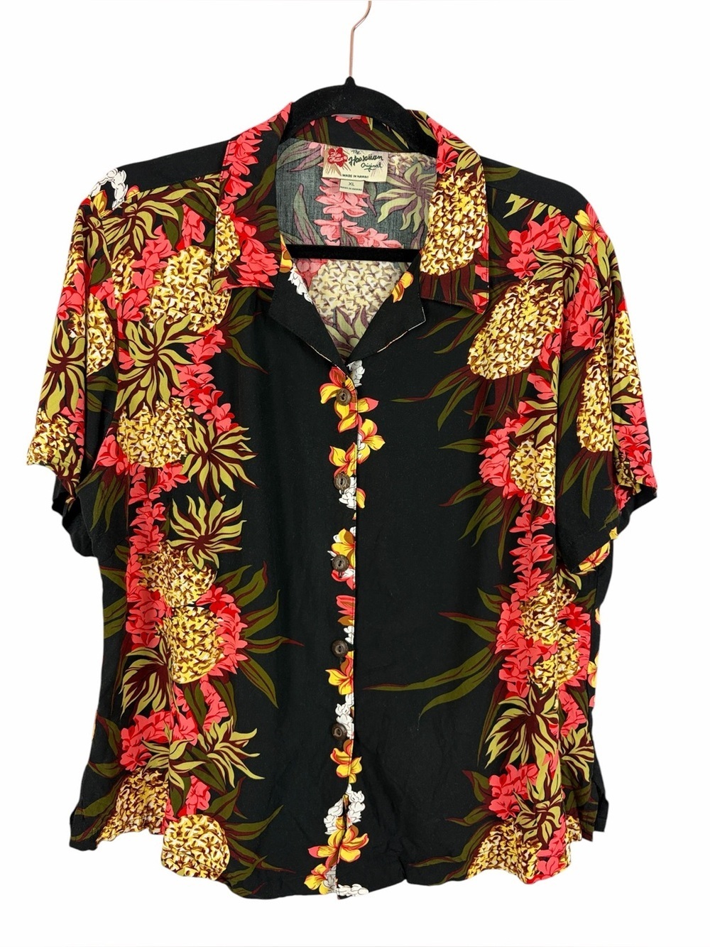Hilo Hattie The Hawaiian Original Pineapple Floral Hawaiian Camp Blouse Black XL